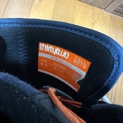 Thirtytwo LO-CUT 26〜26.5