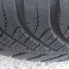 タイヤ代工賃全部込み！195／65R15 グットイヤー V.C4シーズン オール 