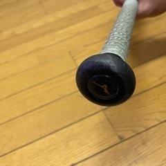 ビヨンドマックスレガシー 大人用 83トップ 美品 野球 バット