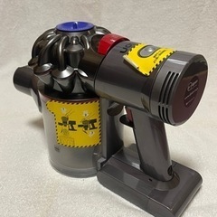 ダイソン掃除機 V7 fluffy origin コードレスクリーナー1️⃣