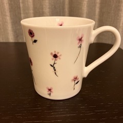 ティーカップ コップ 花柄 ホワイト 100円