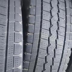 中古タイヤ　195/80R15　ハイエース等