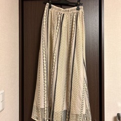 【ネット決済・配送可】IENAのロングスカート