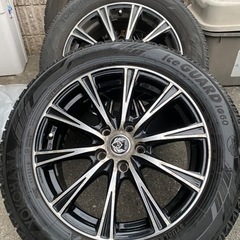 スタッドレスタイヤ　215/60R17