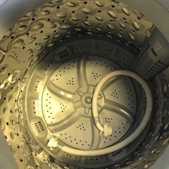 福岡市内配送設置無料　　アイリスオーヤマ 洗濯機 5kg 全自動 襟袖ボード搭載 部屋干し お急ぎコース ステンレス槽 ホワイト IAW-T501