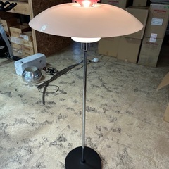 （売却済み）Louis Poulsen ルイスポールセン フロアスタンドライト 2003年製　札幌白石区平和駅