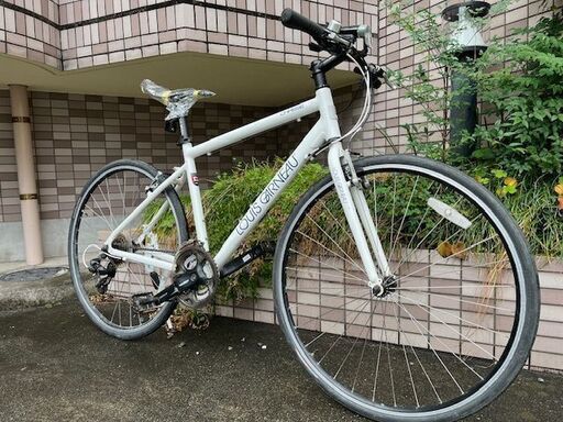 値下げしました！【メンテナンス済み】ルイガノ　LOUIS GARNEAU LGS-CHASSE　470　クロスバイク　ホワイト　アルミフレーム
