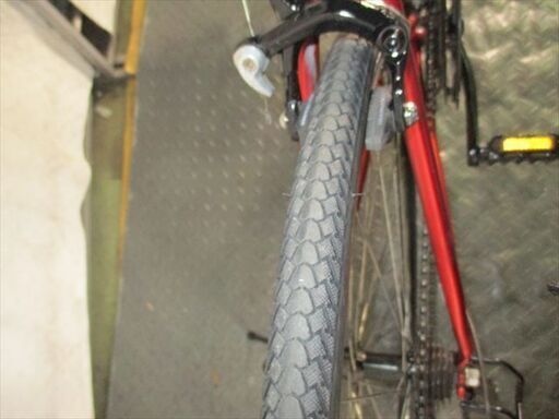 D195☆18000円☆整備済み スポーツ中古自転車 【クロスバイク HEAD 赤  