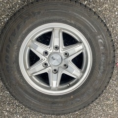 ハイエース　スタッドレスタイヤ　GOODYEAR ICE NAVI  CARGO 195/80R15
