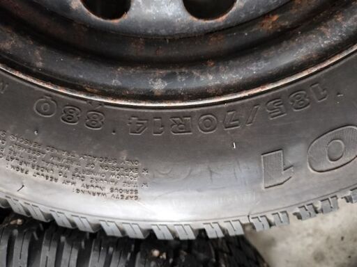 スパイクタイヤ 185/70R14 PCD100 4穴 【公式通販】