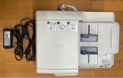 EPSON  DS 7500 スキャナー