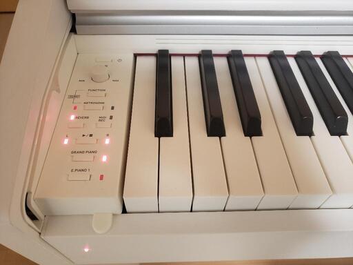 CASIO PX-770WE 同色高低自在イスセット 電子ピアノ 88鍵盤