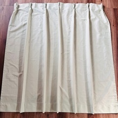 【引渡予定】1枚　丸柄カーテン 遮光なし100cm×115cm