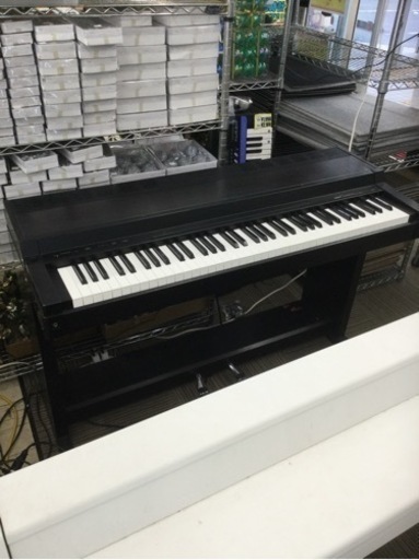 【✨値下げしました！✨人気のYAMAHA❗️1980年代製造、音色も当時のもの❗️お買得❗️✨】定価165,000円 YAMAHA／ヤマハ 電子ピアノ CLP-200 1986年製