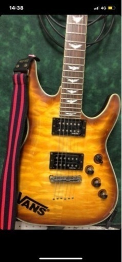 Schecter エレキギター（写真は帰宅後に）