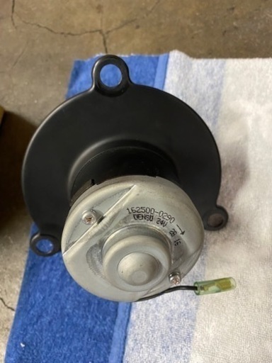 三菱ジープブロアモーター新品 (JPC) 御徒町のパーツの中古あげます  