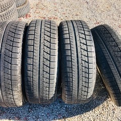 冬タイヤ 215/60R17 トヨタ純正アルファード用PCD114アルミ付きブリザック 4本組