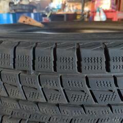 WINTER MAXX　スタッドレス215/70/16