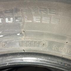 WINTER MAXX　スタッドレス215/70/16