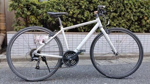 引取り限定ブリヂストン｜BRIDGESTONE 700×32C ３ｘ８クロスバイク ブリヂストン グリーンレーベルシルヴァ　CYLVA F24