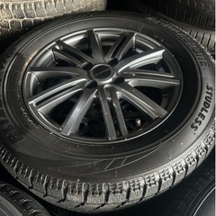 15と16インチアルミホイール付き、取り付け無料