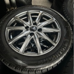 15と16インチアルミホイール付き、取り付け無料
