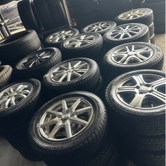 15と16インチアルミホイール付き、取り付け無料