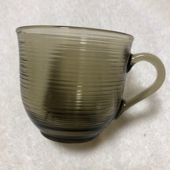 レトロ　フランス製　ガラスのマグカップ