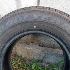 ☆ハイエースなど4本で215-70R15バリ山ラジアル☆