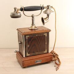 昭和レトロ 沖電気 手回し電話 古電話 電話機 ハンドル 木製 アンティーク ジャンク 卓上電話機 戦前 東京 アンティーク 電話機 レトロ (R2339kmxY) 昭和レトロ 沖電気 手回し電話 古電話 電話機 ハンドル 木製