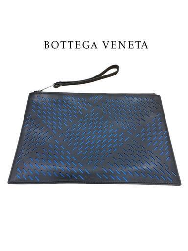 Bottega Veneta パーフォレーテッドカーフレザー クラッチバッグ