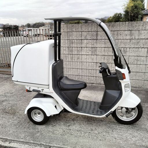 ホンダのジャイロキャノピー4スト。　セル一発始動で綺麗な車体。しっかりした車体です。