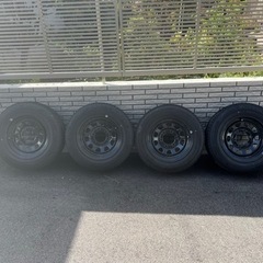 BRIDGESTONE BLIZZAK VRX3まだまだ溝あります。