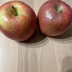 リンゴ2個
