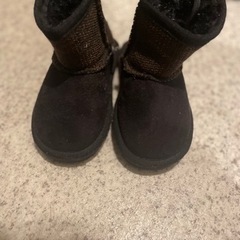冬用ブーツ　モコモコ　14cm