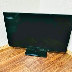 パナソニック　32型　液晶テレビ