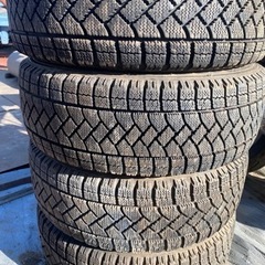 スタッドレスタイヤ 205/65R15スチールホイール四本セット埼玉県