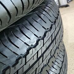 ◆◆SOLD OUT！◆◆　組み換え工賃込み☆超絶バリ山ハイエースやキャラバン用タイヤ195/80R15LTダンロップ3本+ブリヂストン1本での4本セット