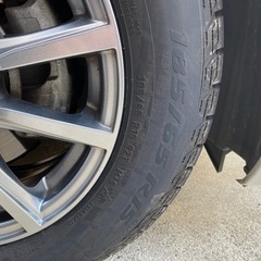 ほぼ新品　ホンダ　フリード　GB5  スタッドレスタイヤ　ホイール付