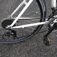 中古自転車２８４１　ロードバイク　前後タイヤ新品！　７００×２８C　２×７段ギヤ　フレームサイズ４３０㎜　身長１６４㎝から　ワイヤー錠　ライトは付属していません。