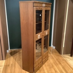 【トレファク神戸南店】スペイン製 書棚 2枚扉 キズ剥がれ有【取りに来られる方限定】