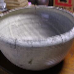 古い赤羽焼の大きな鉢