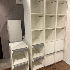 IKEAの本棚