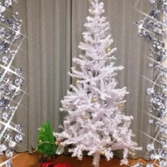 クリスマスツリー白