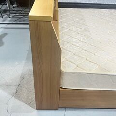 ★ダブルベッド★ 関家具 収納付き ライト付き ウッドフレーム 小物置き 棚付き
