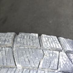 バリ山スタッドレス　１９５／６５Ｒ１５