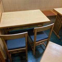 テーブル＋椅子　欲しい方　宜しくお願いいたします。