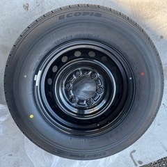 ハイエース　純正タイヤ　４本　195/80R15  新品ホイール付き