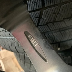 8〜9分山美品！MIDアルミホイール　スタッドレス　ブリジストンVRX2 225 60 R17 スバル レガシィアウトバック　XV フォレスターSJ系など