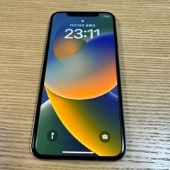 値下げしました 箱・充電器等付属品全てあり iPhone XS 64GB シルバー 美